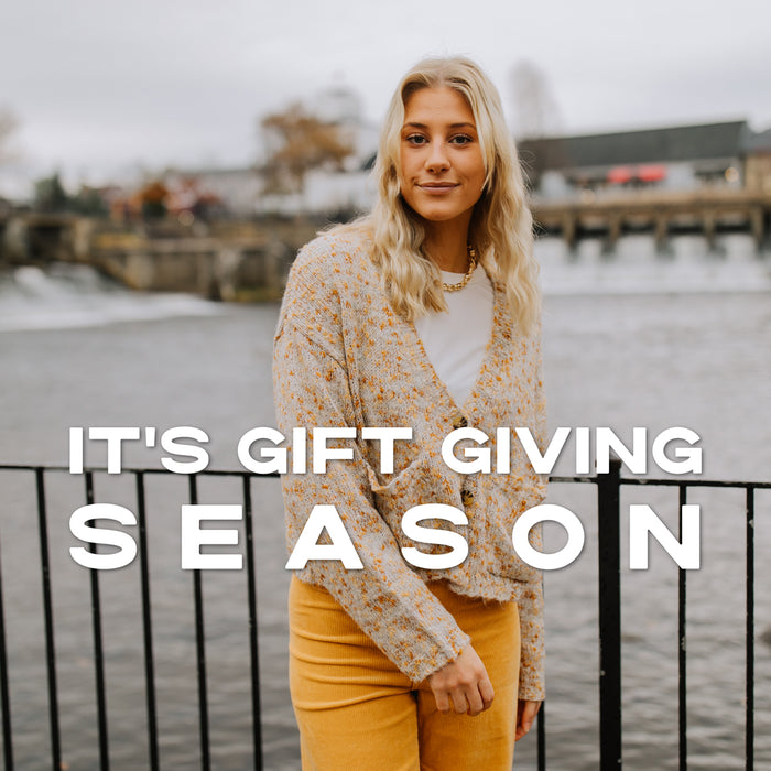 It's Gift Giving Season at Paperdoll