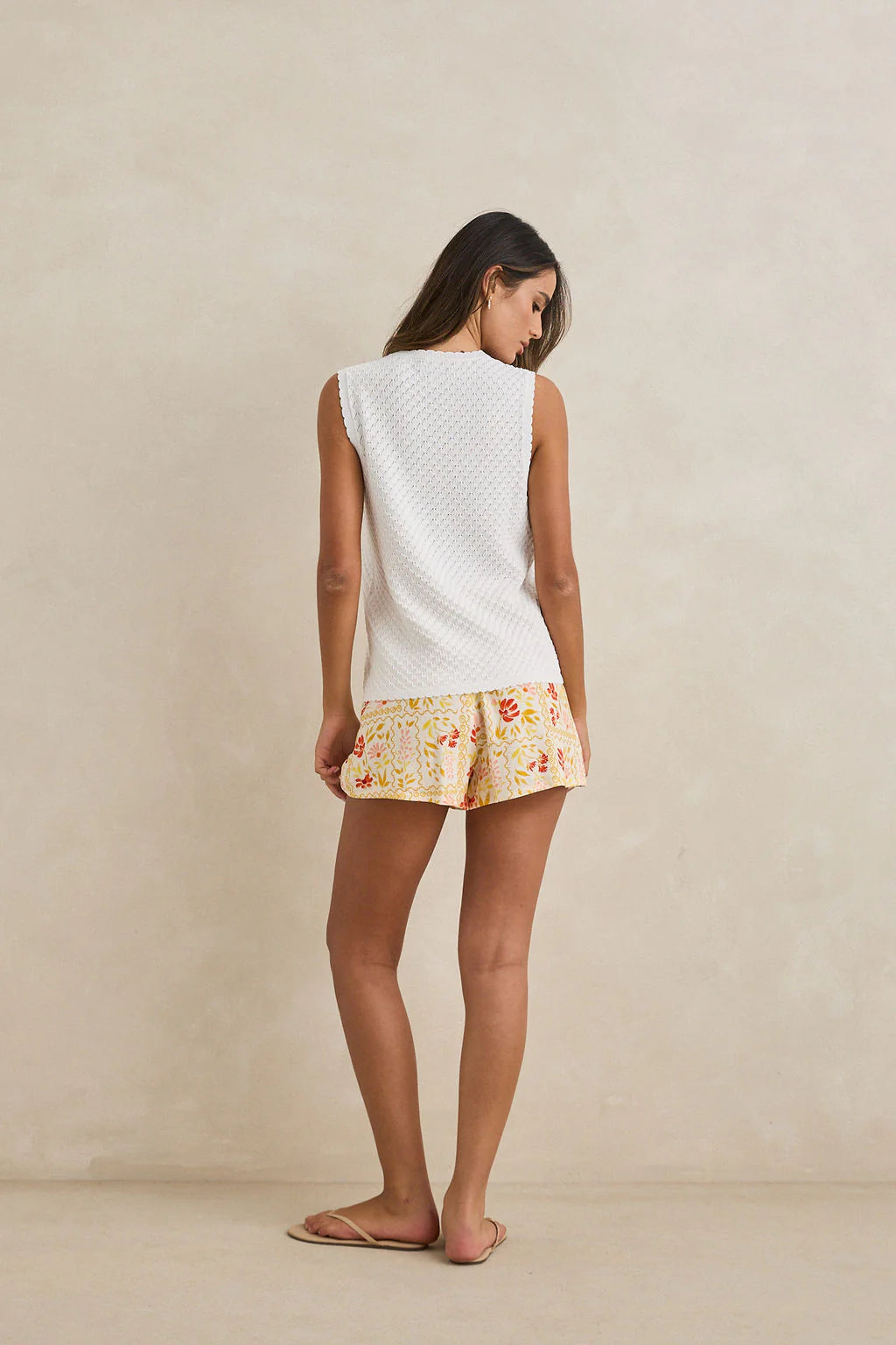 Rhythm White Wildflower Short