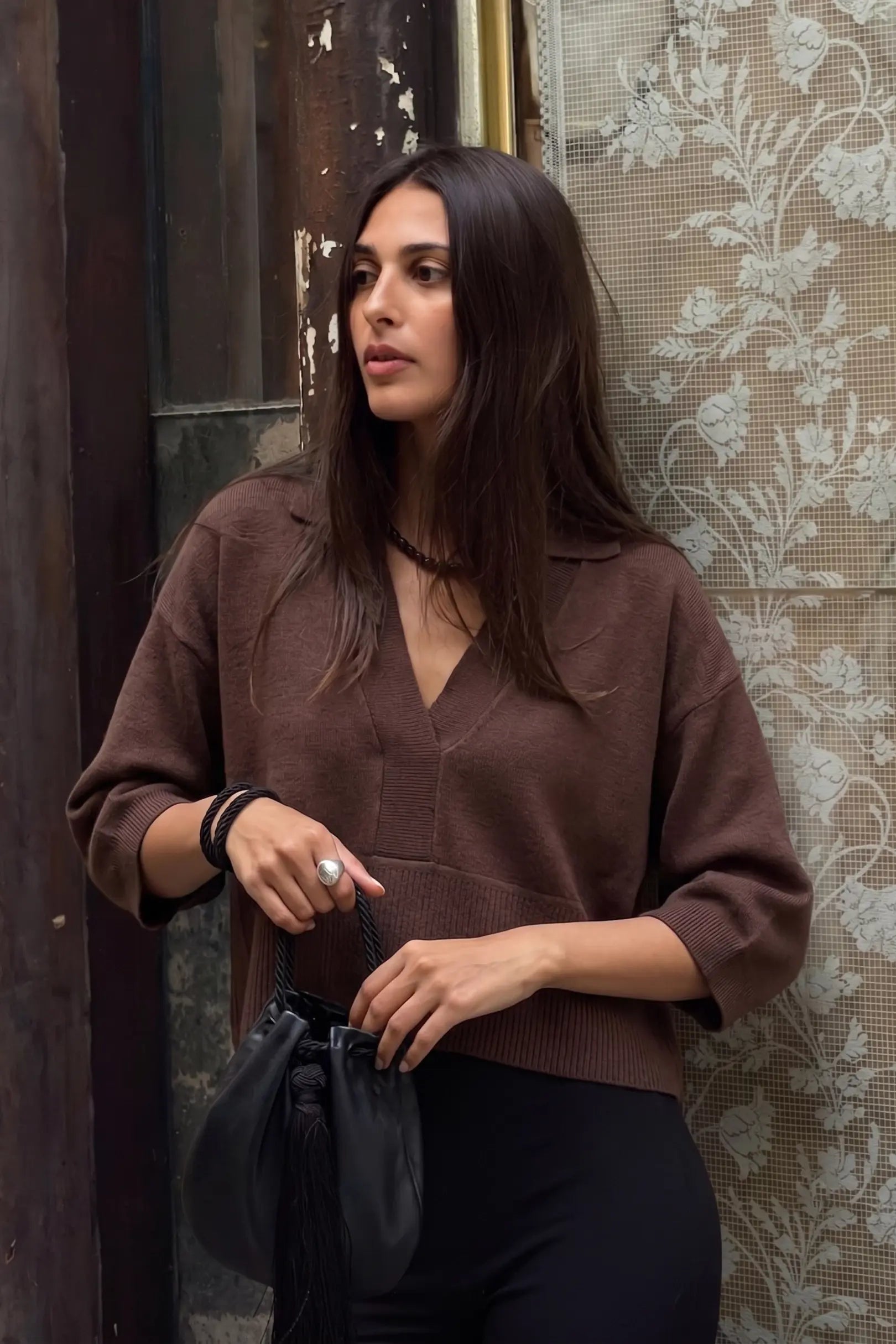 Cropped V-Neck Collar Sweater