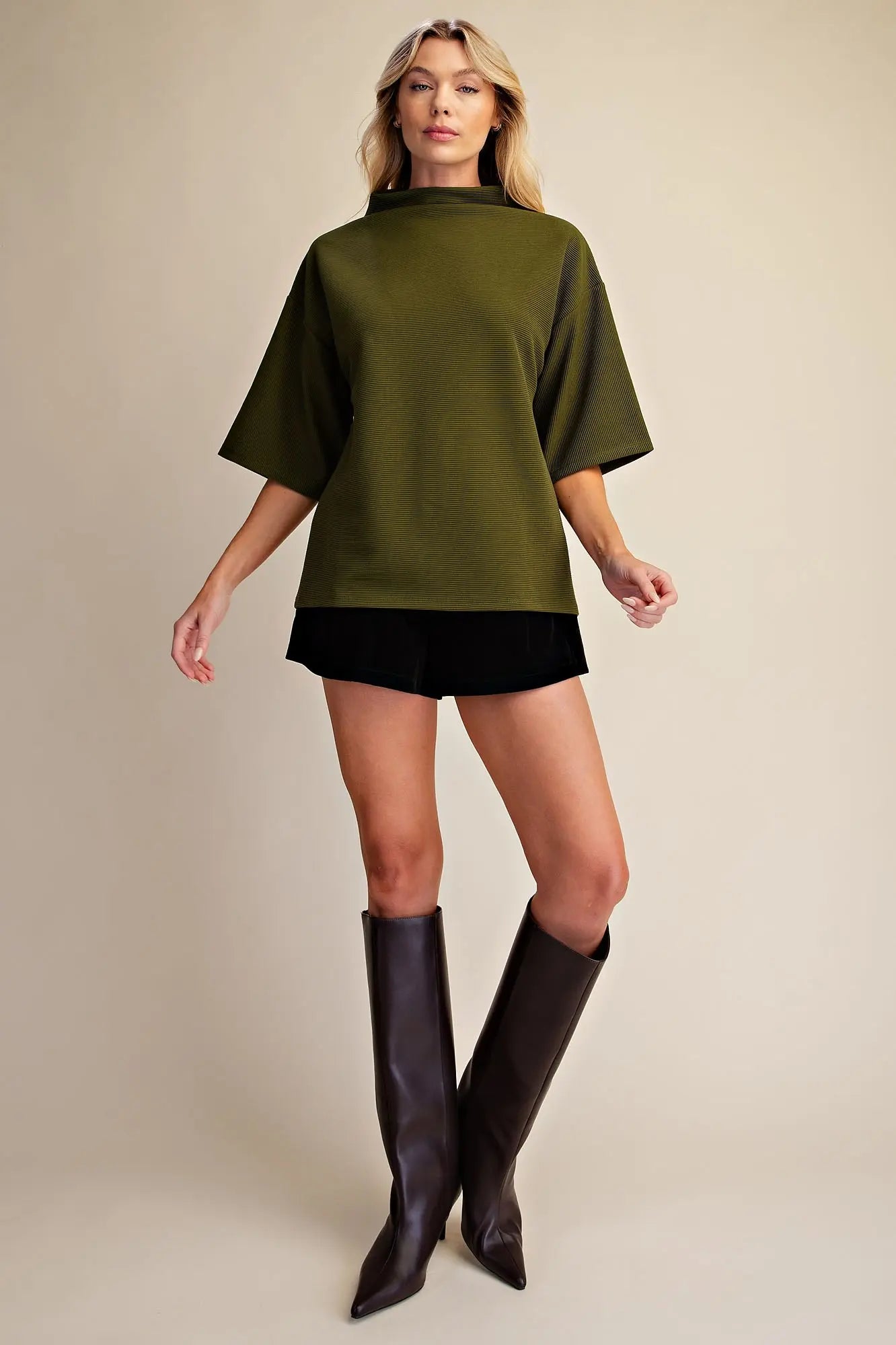 Mockneck ribbed top
