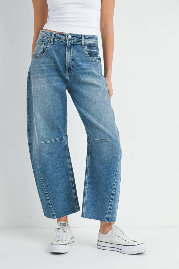 Just Black Barrel Jean Seam