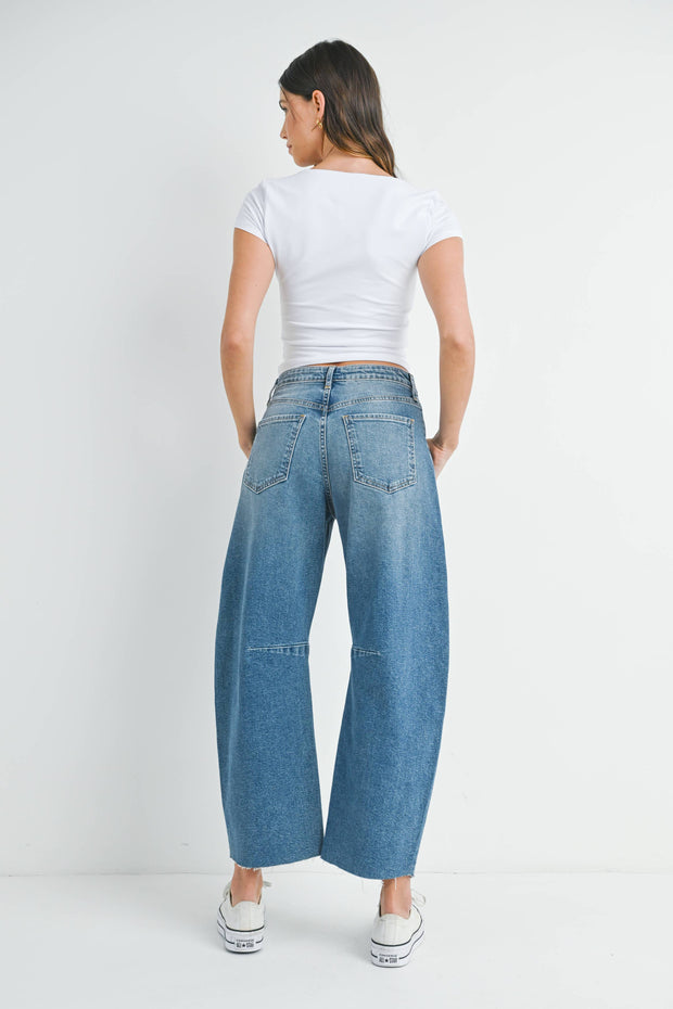 Just Black Barrel Jean Seam