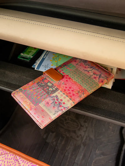 CAR DOCUMENT HOLDER