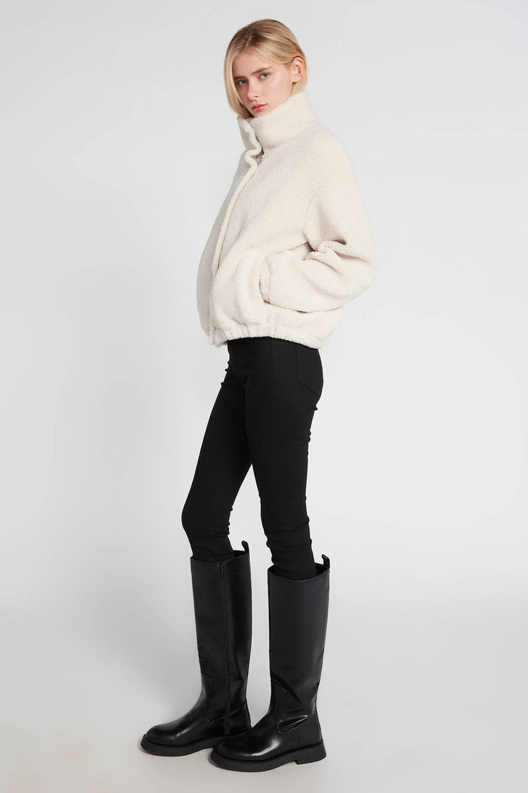 CROPPED SHEARLING JACKET