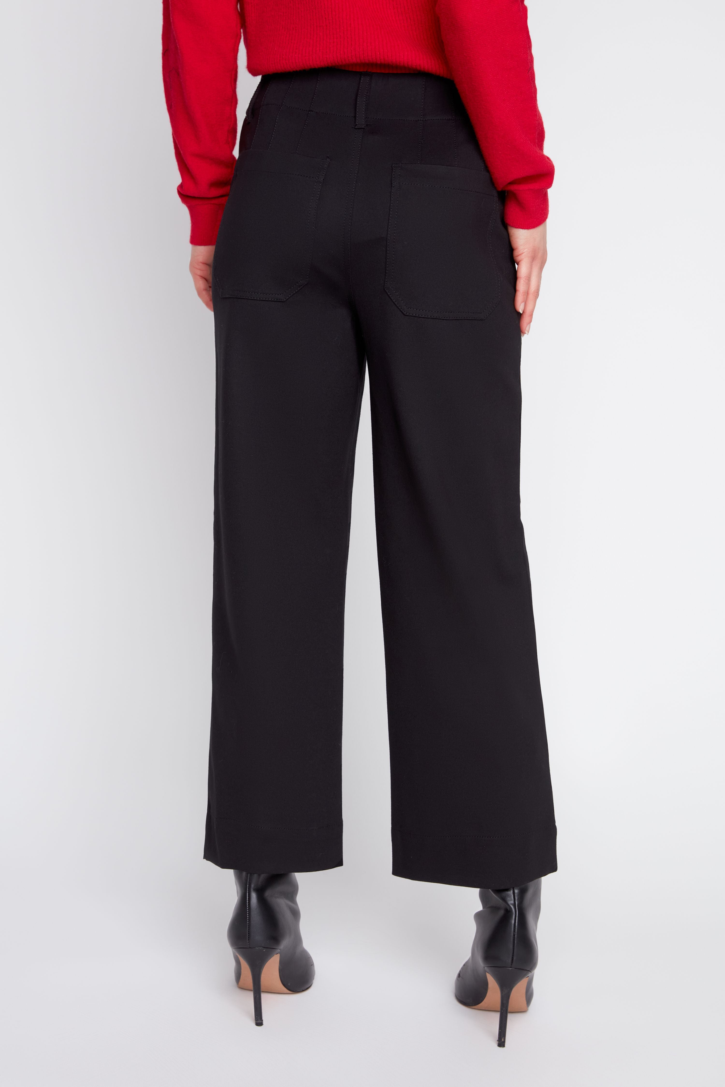 Cropped Wide Leg Knit Pant