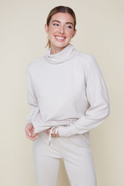 PULLOVER KNIT TOP W/ TIE