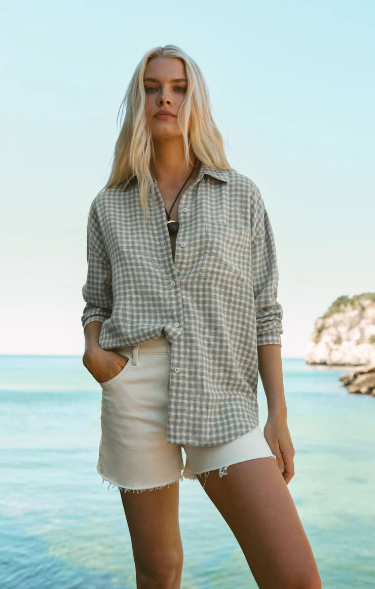 RIVER PLAID BUTTON-UP