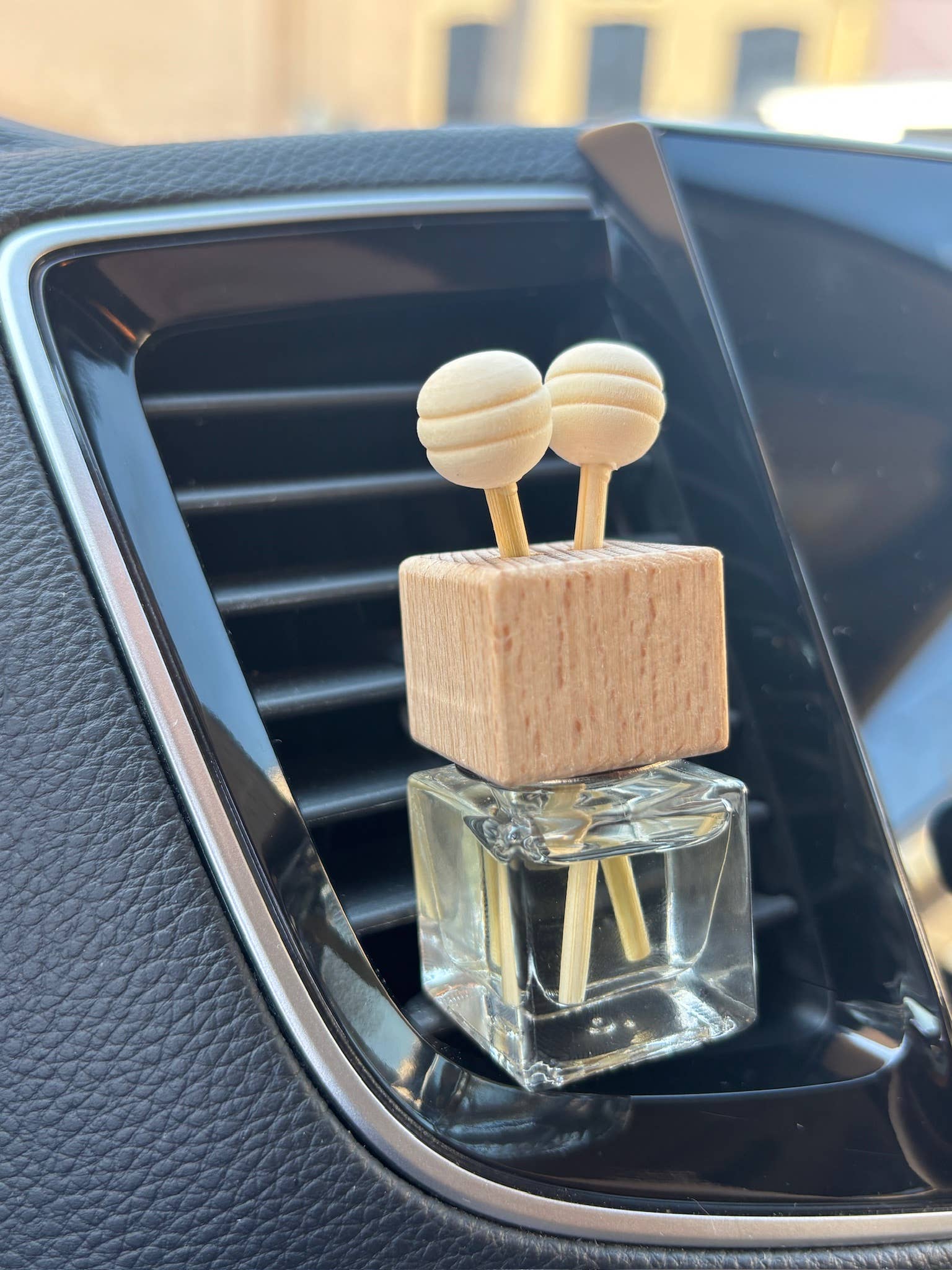 Car Vent Clip Air Freshener | Non-Toxic & Long-Lasting | Clean Fragrance