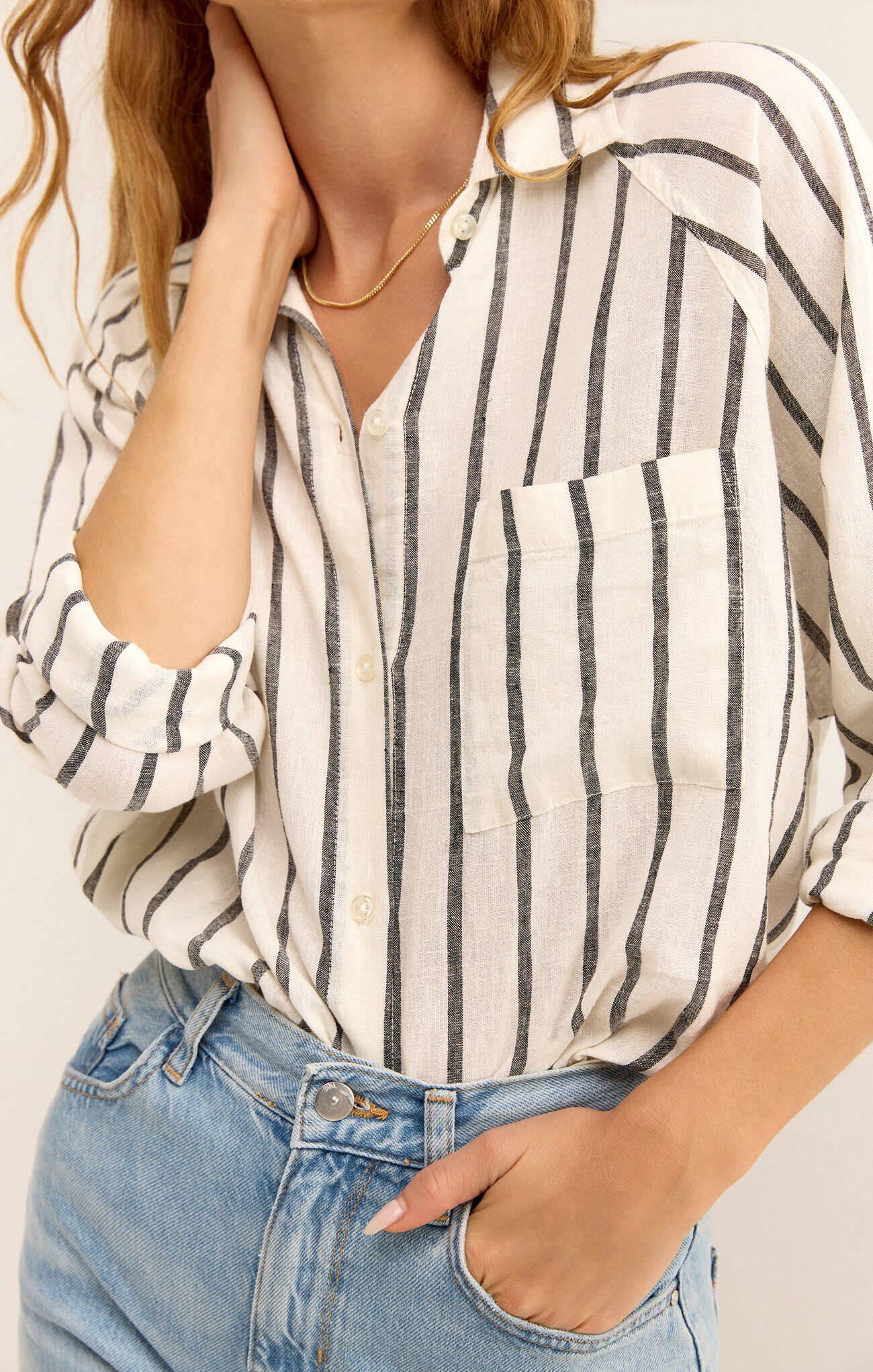 THE PERFECT LINE TOP
