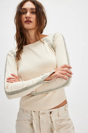 LOST LOVE LONG SLEEVE TOP