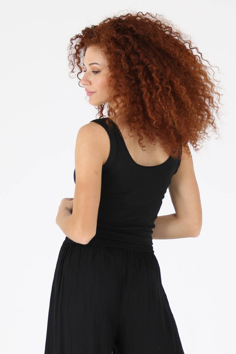 ELOISE RIB KNIT SCOOP NECK TANK