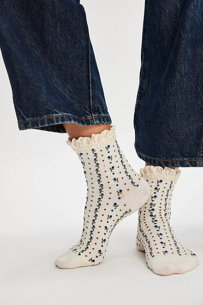 Rosebud Waffle Knit Ankle Sock
