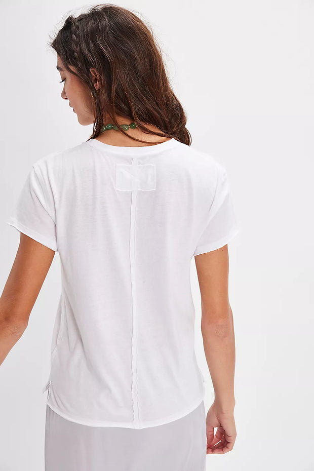 NOVA TEE