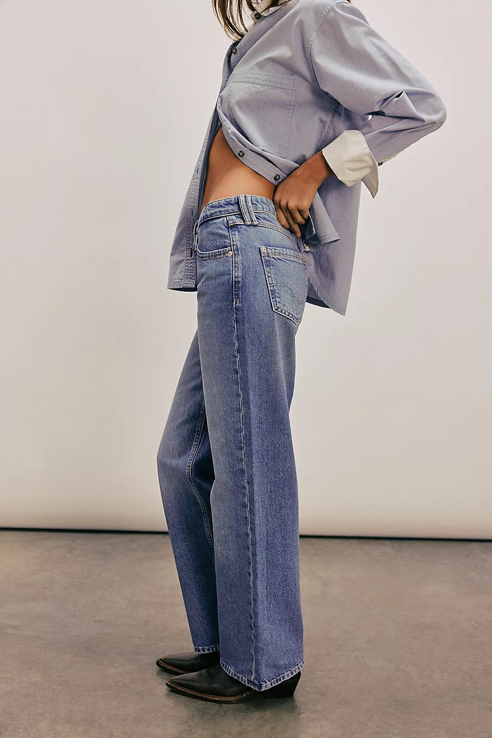 Free People TENNESEE LOW-RISE BOYFRIEND DENIM
