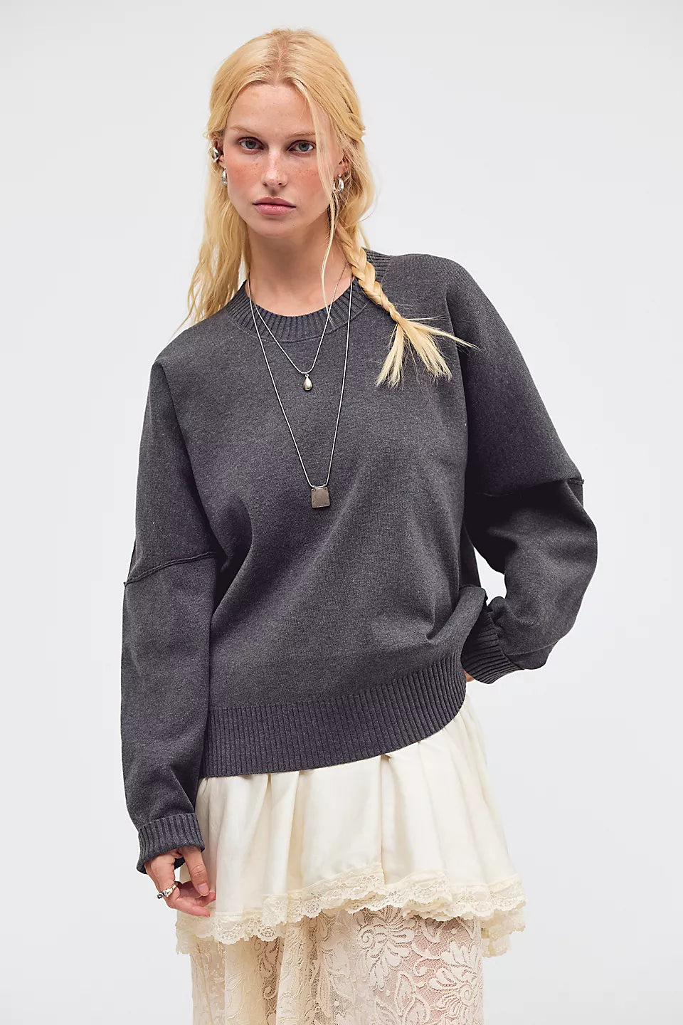 Alma Pullover