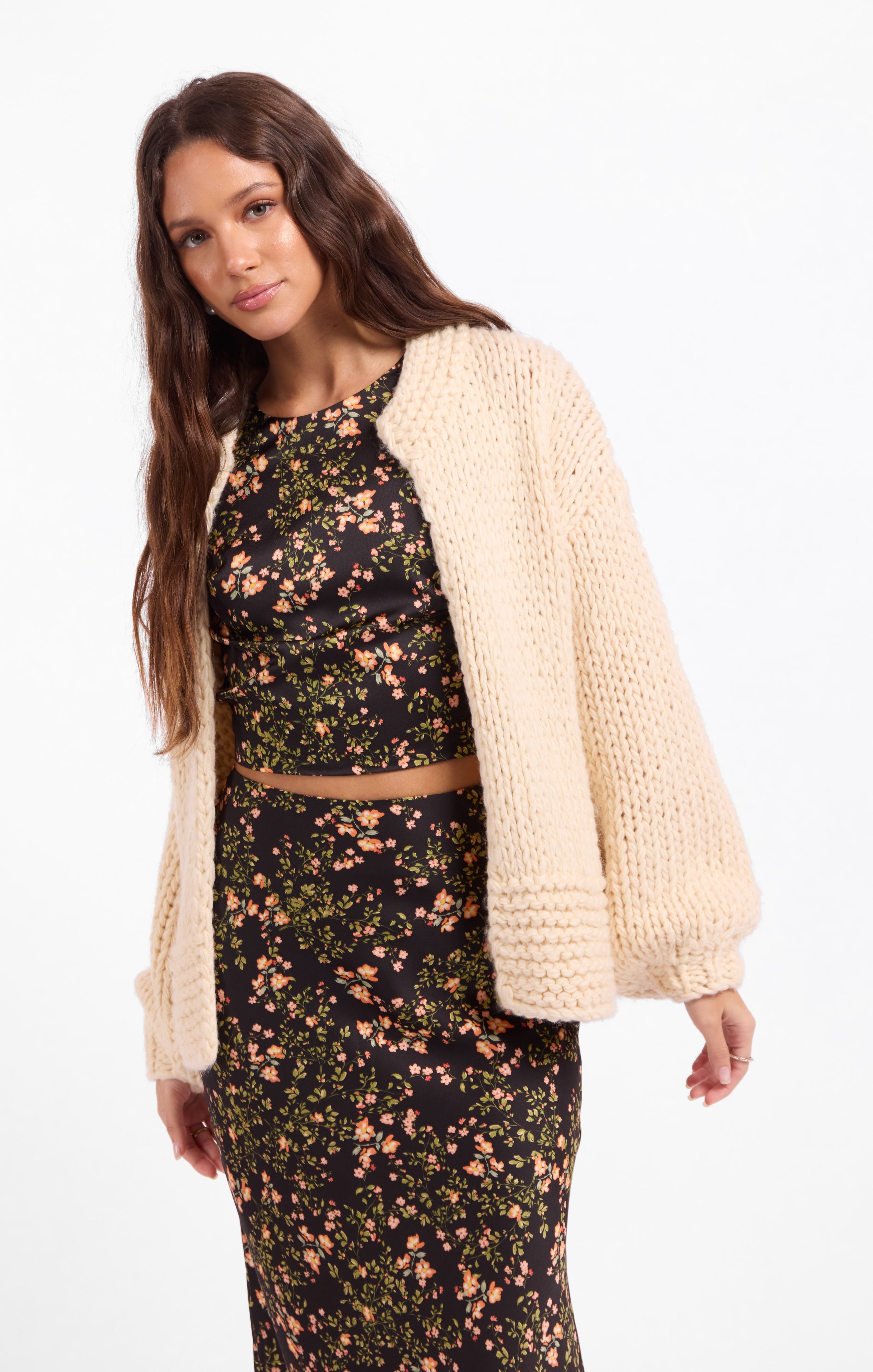 This & That Chunky Cardigan Sweater